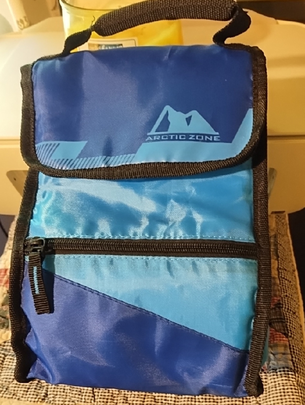 Arctic Zone Blue Insulated Toiletry/Toiletry Bag with Front Pocket